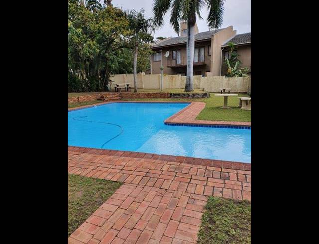 2 BEDROOM SECTIONAL TITLE FOR SALE IN MEER EN SEE
